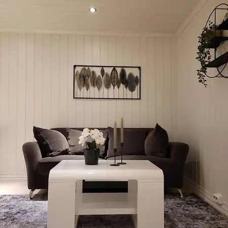 Riverside In Apartment *